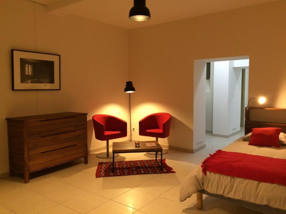 Le Studio du Château Auriac-sur-Vendinelle Extérieur photo